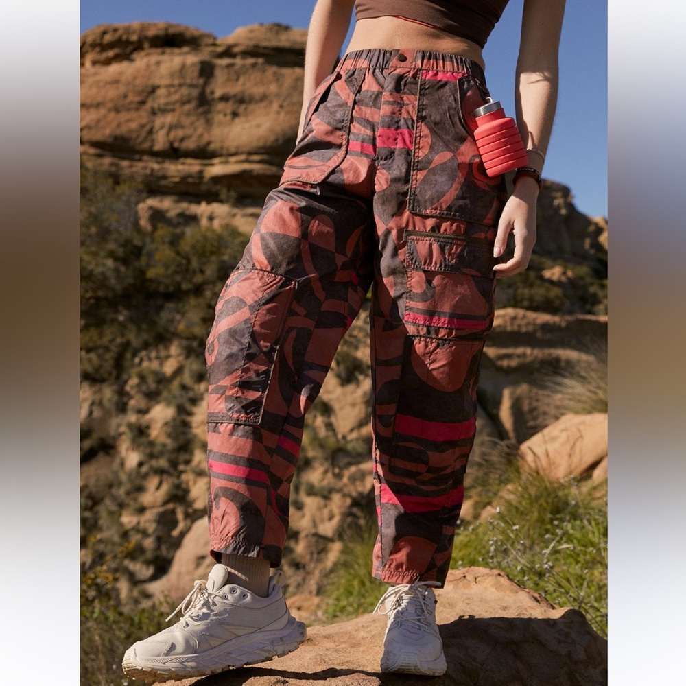 NWOT🌺🤎FP Movement First Impression Hike Pants Large